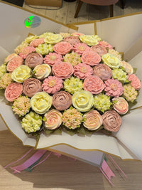 Bouqcakes Deluxe