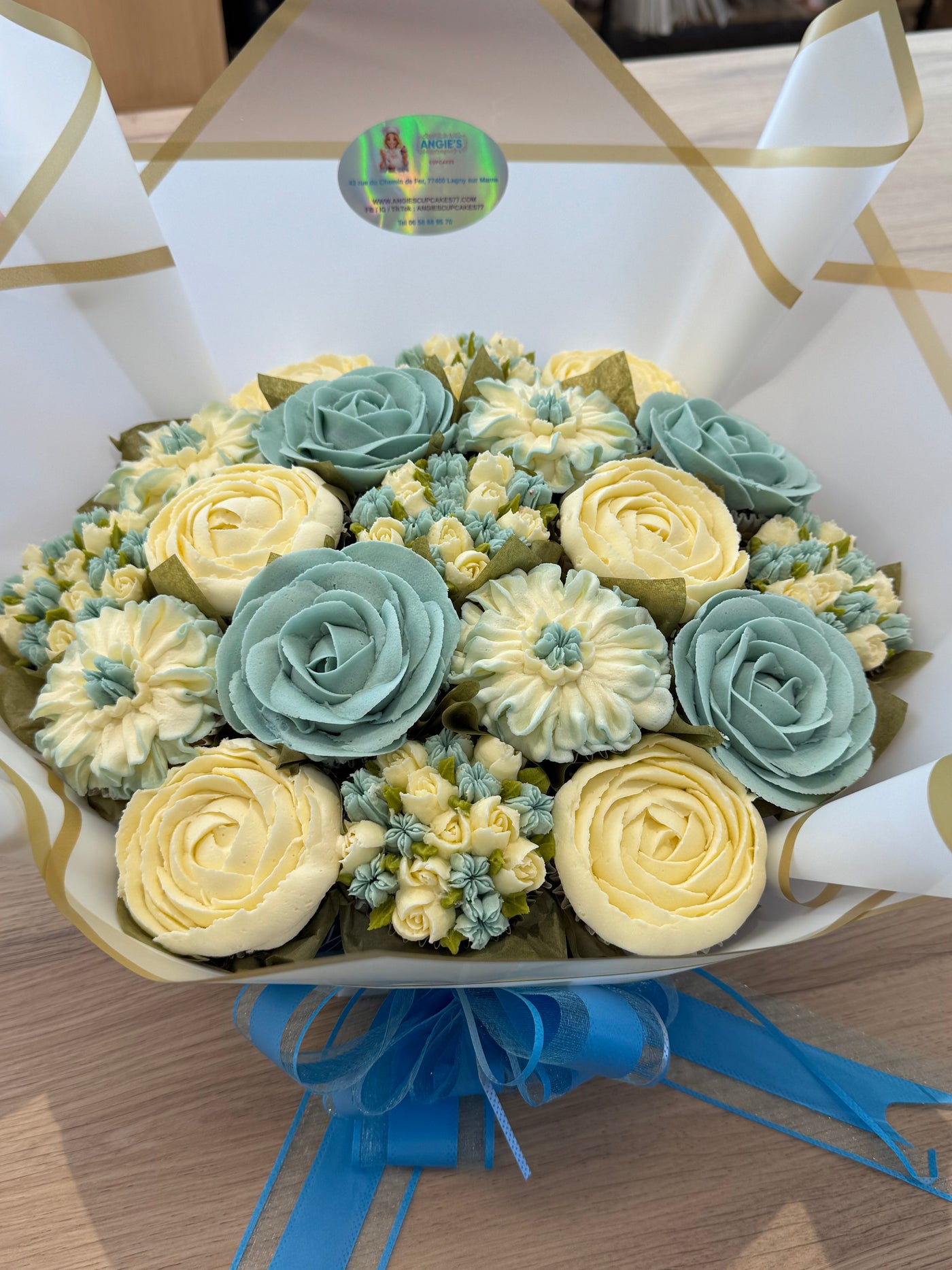 Bouqcakes Deluxe