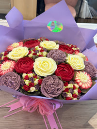 Bouqcakes Deluxe