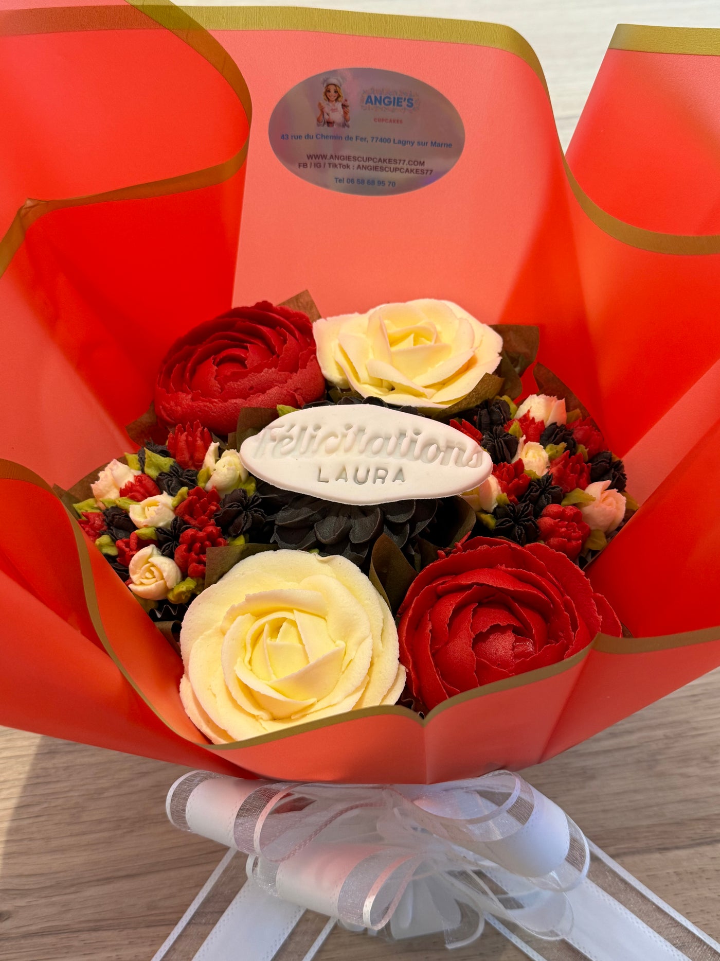 Bouqcakes Deluxe