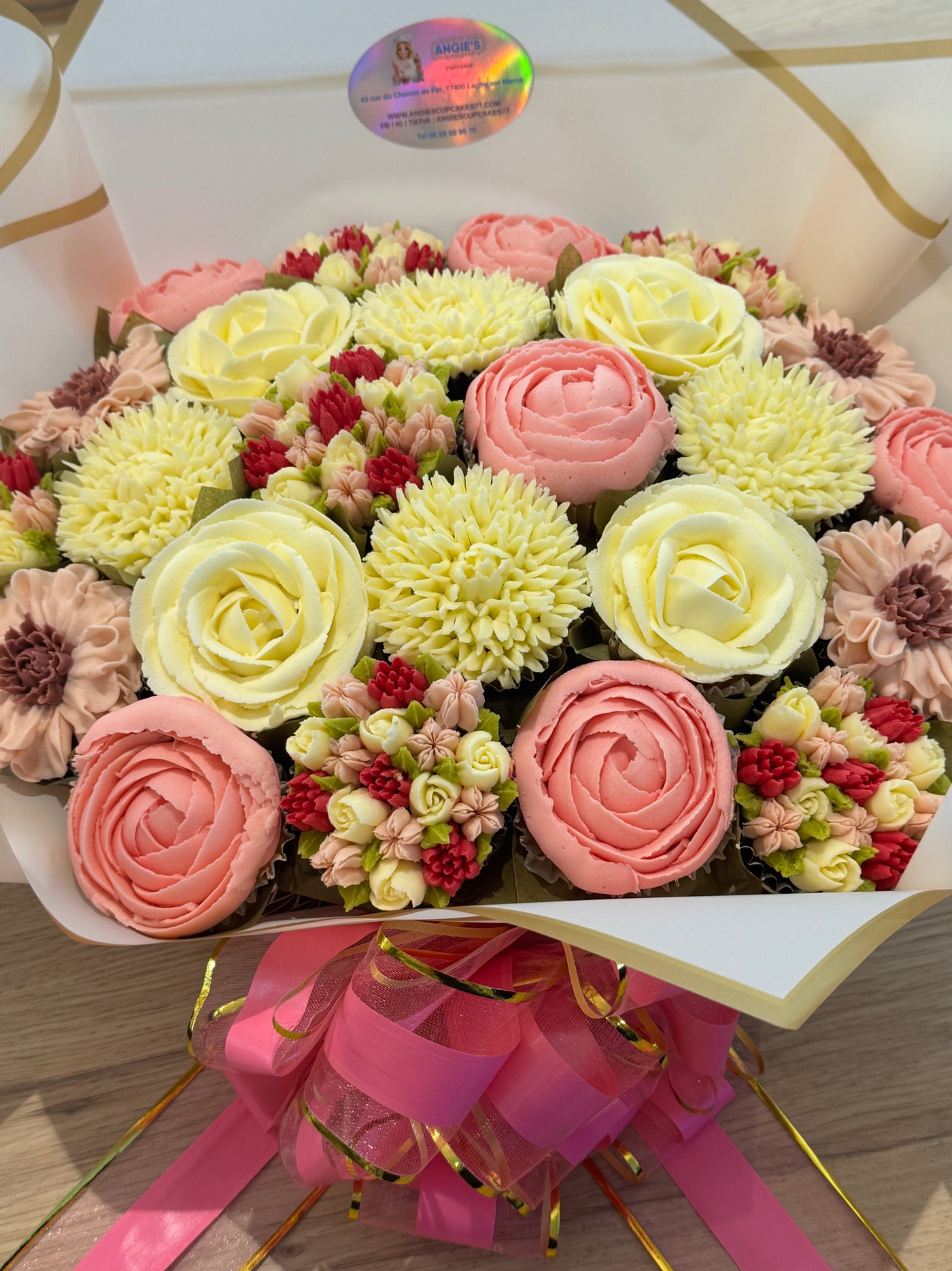 Bouqcakes Deluxe