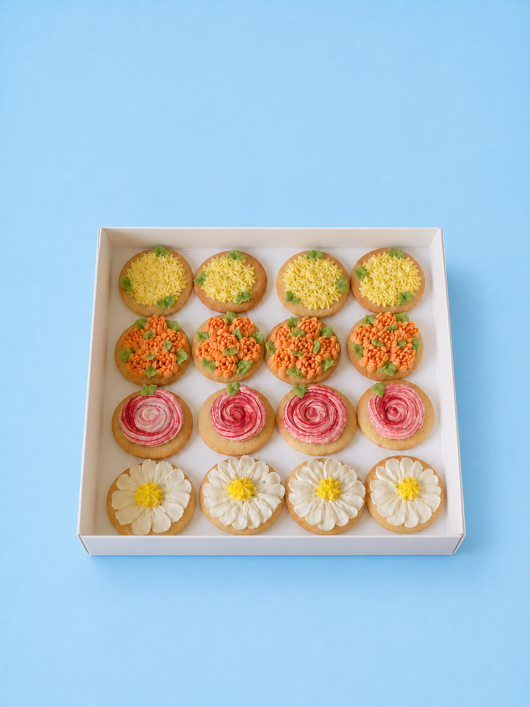 Flower shortbread cookies